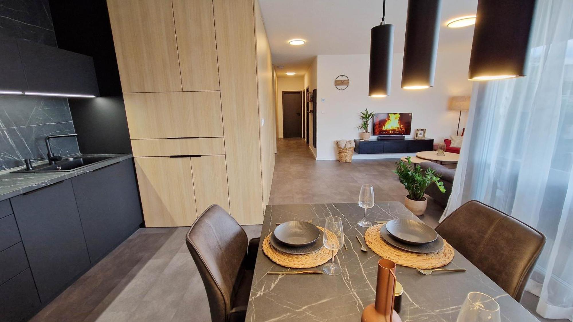 Hillshome - 84M2 Moderny Byt S Terasou Aj Saunou Liptovský Mikuláš Exterior foto